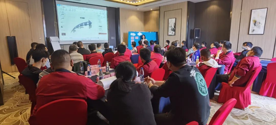 促提升，强管理！冠科集团举办管理层领导力培训